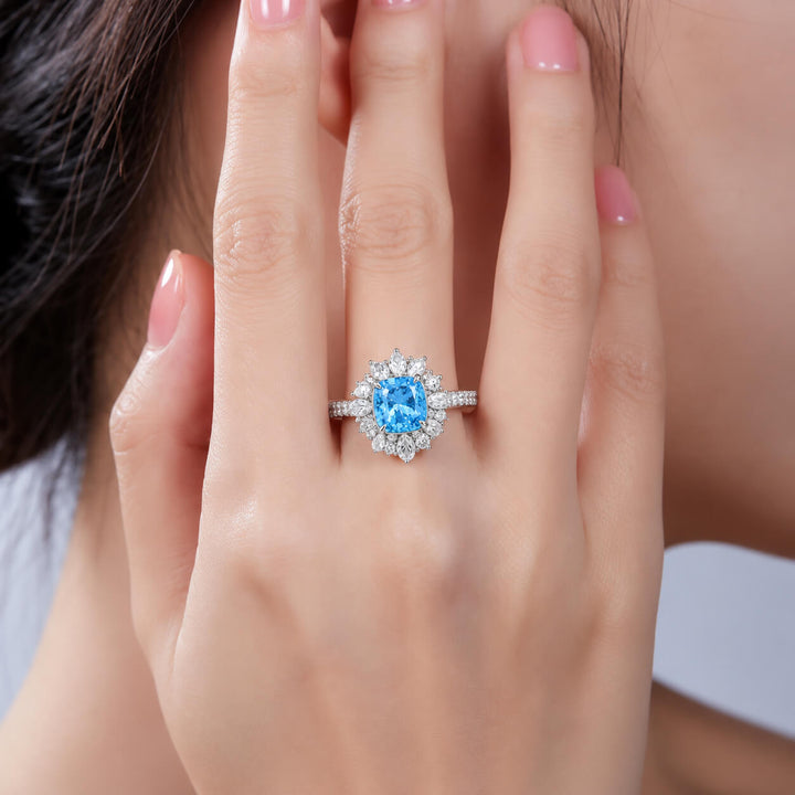 18K gold halo setting cushion lab grown diamond engagement ring