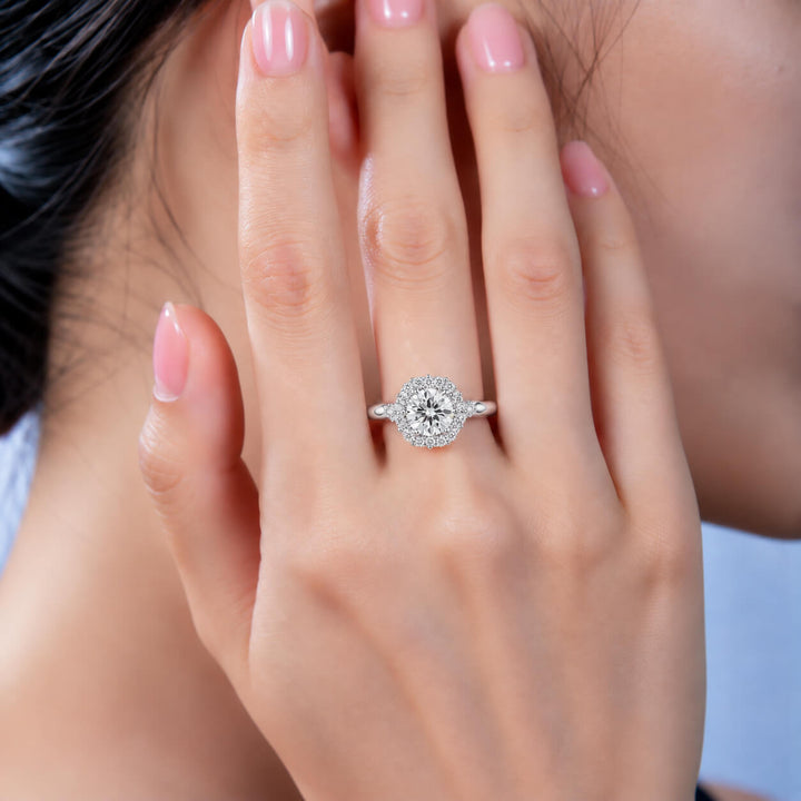 6 prongs halo setting round lab grown diamond engagement ring