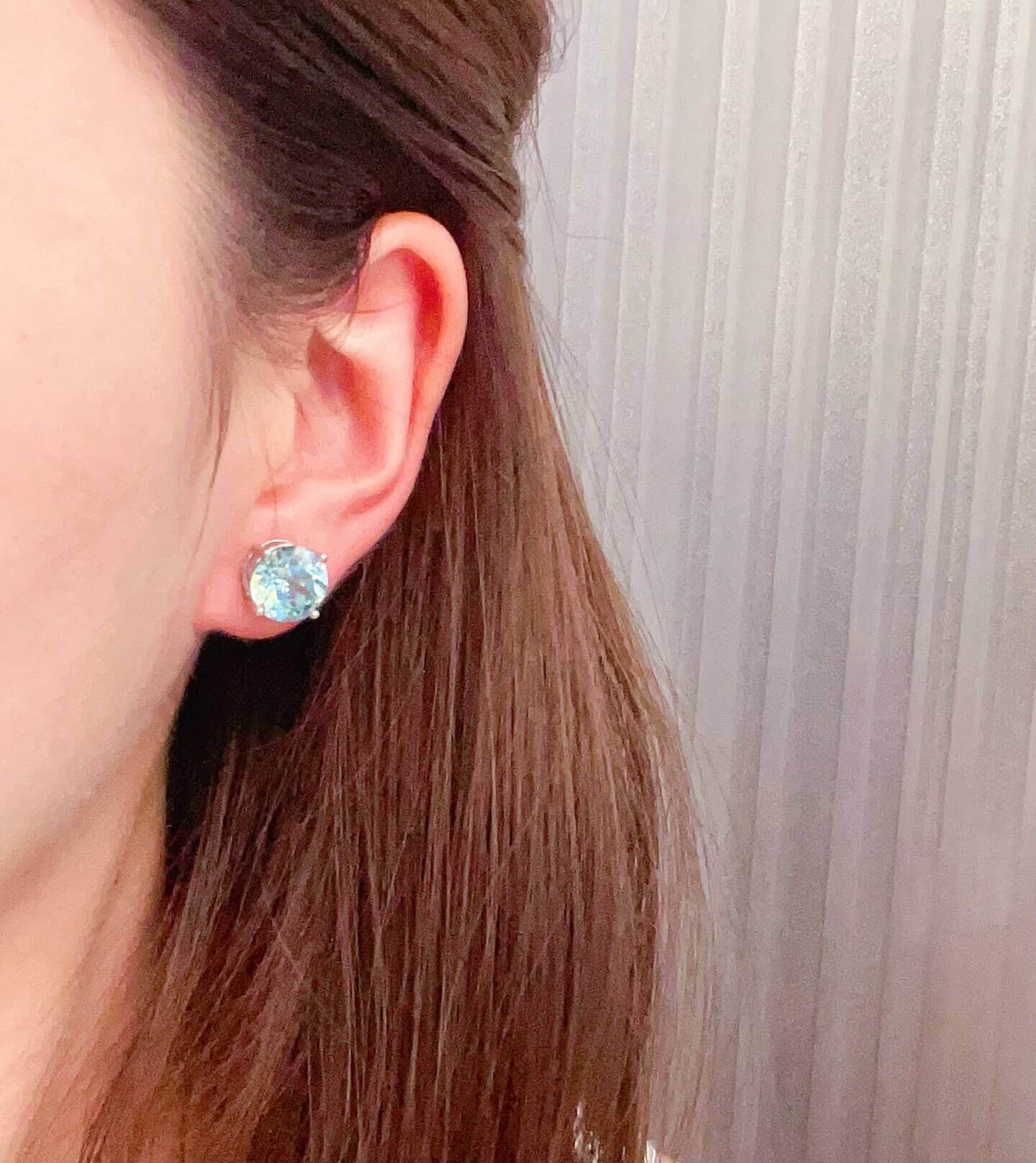 4 prongs round cut lab grown Paraiba earrings stud