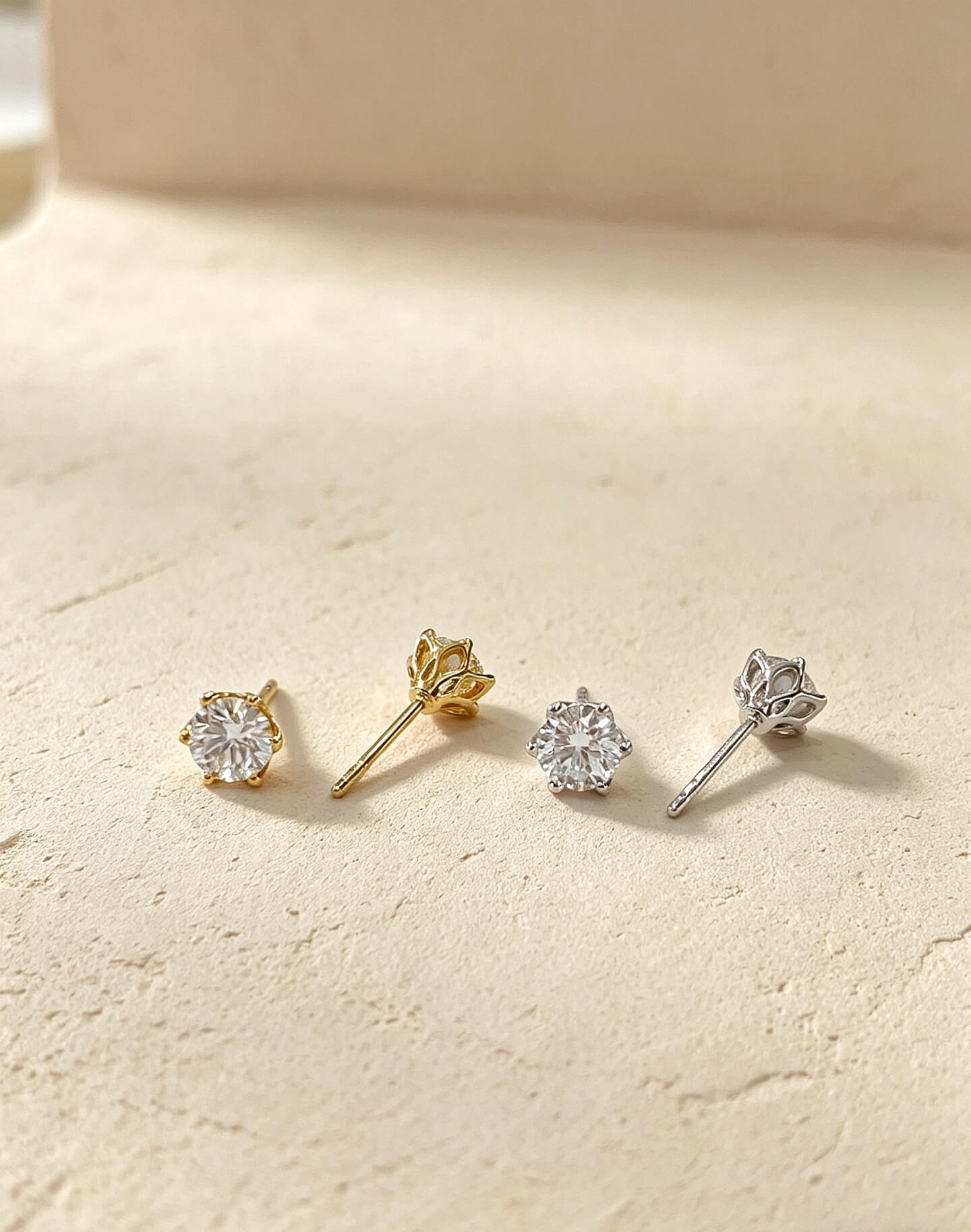 6 prongs round cut lab grown diamond earrings stud