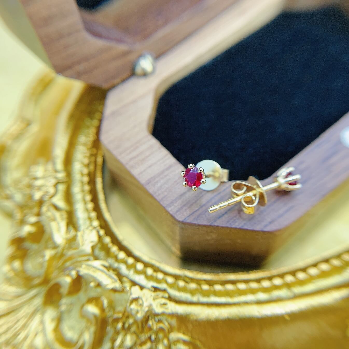 6 prongs round cut lab grown ruby earrings stud