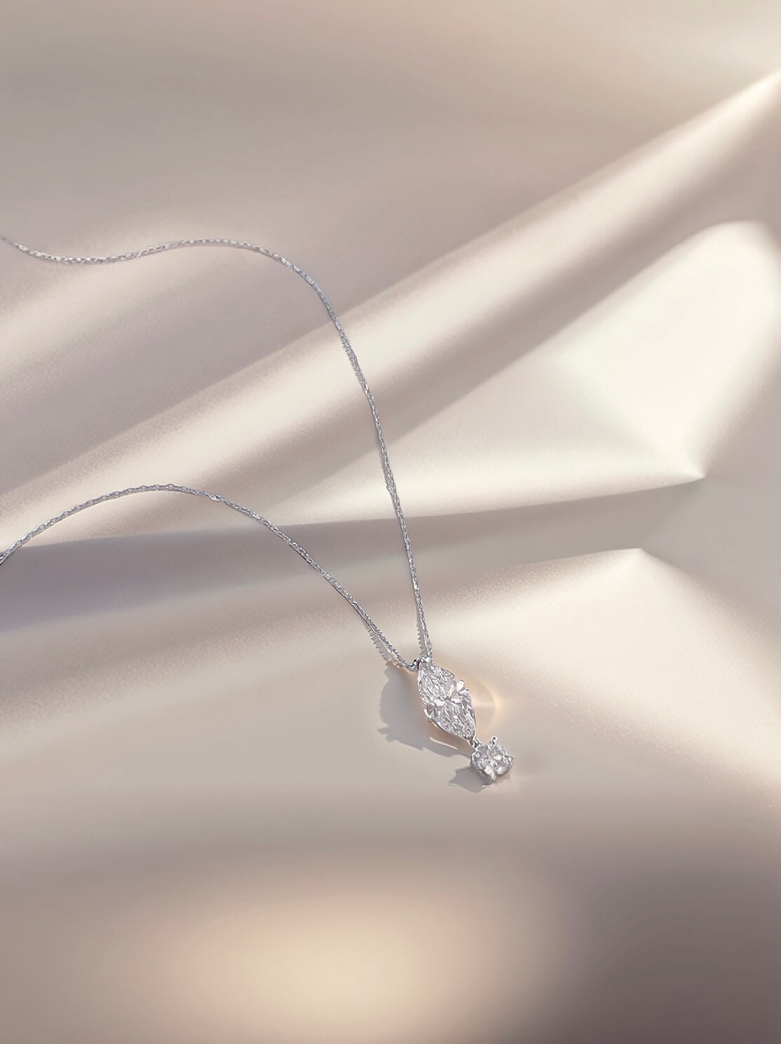 Agile design marquise and round cut lab grown diamond necklace