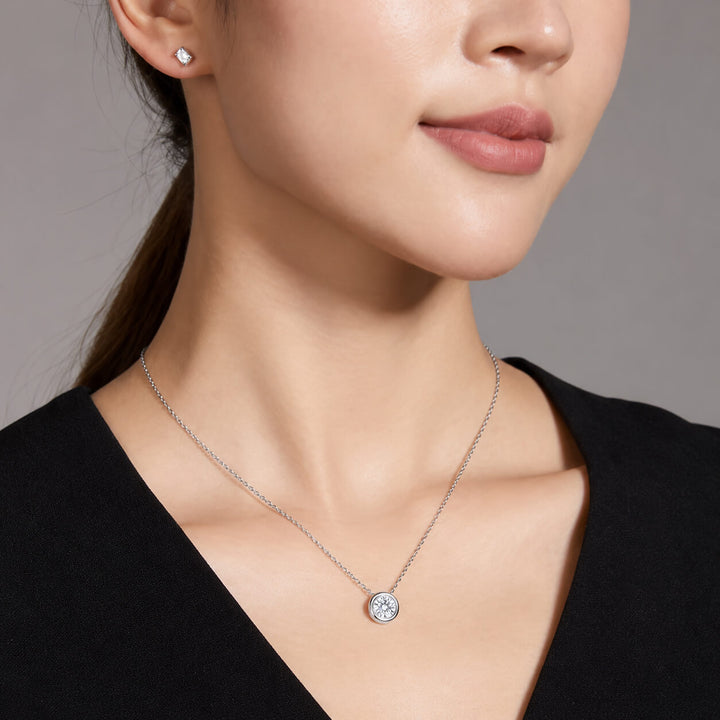 Bezel setting round cut lab grown diamond necklace
