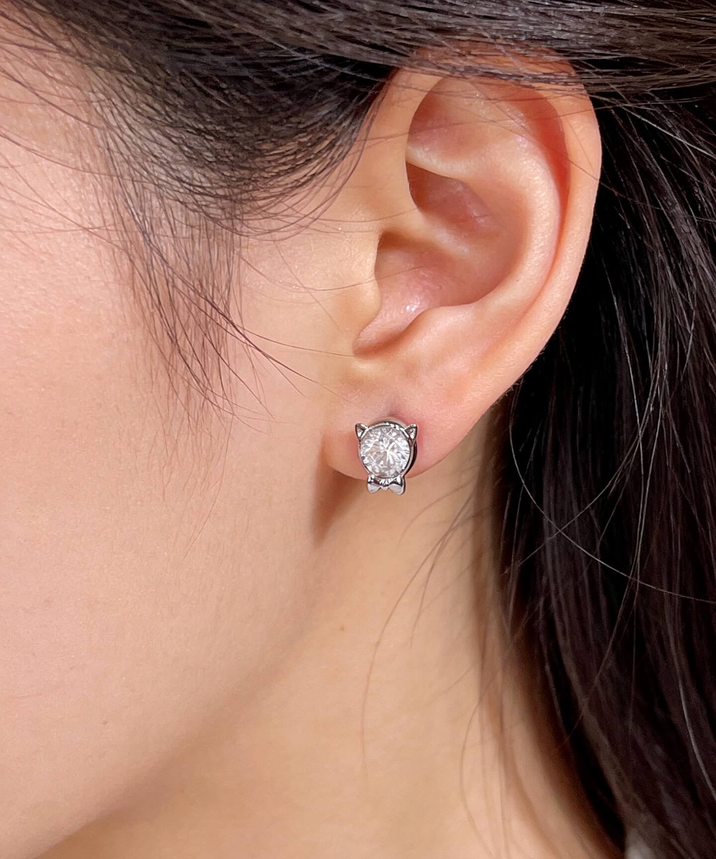 Cat design round cut lab grown diamond earrings stud