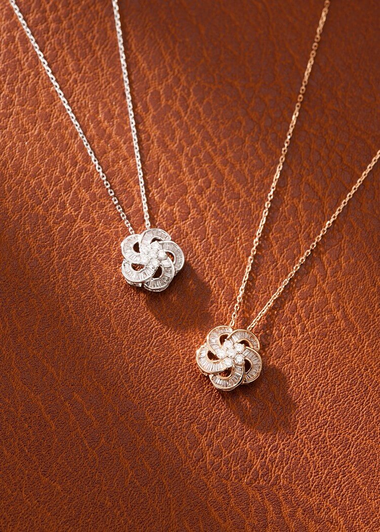 Five-petaled flower trapezoid round cut lab grown diamond necklace