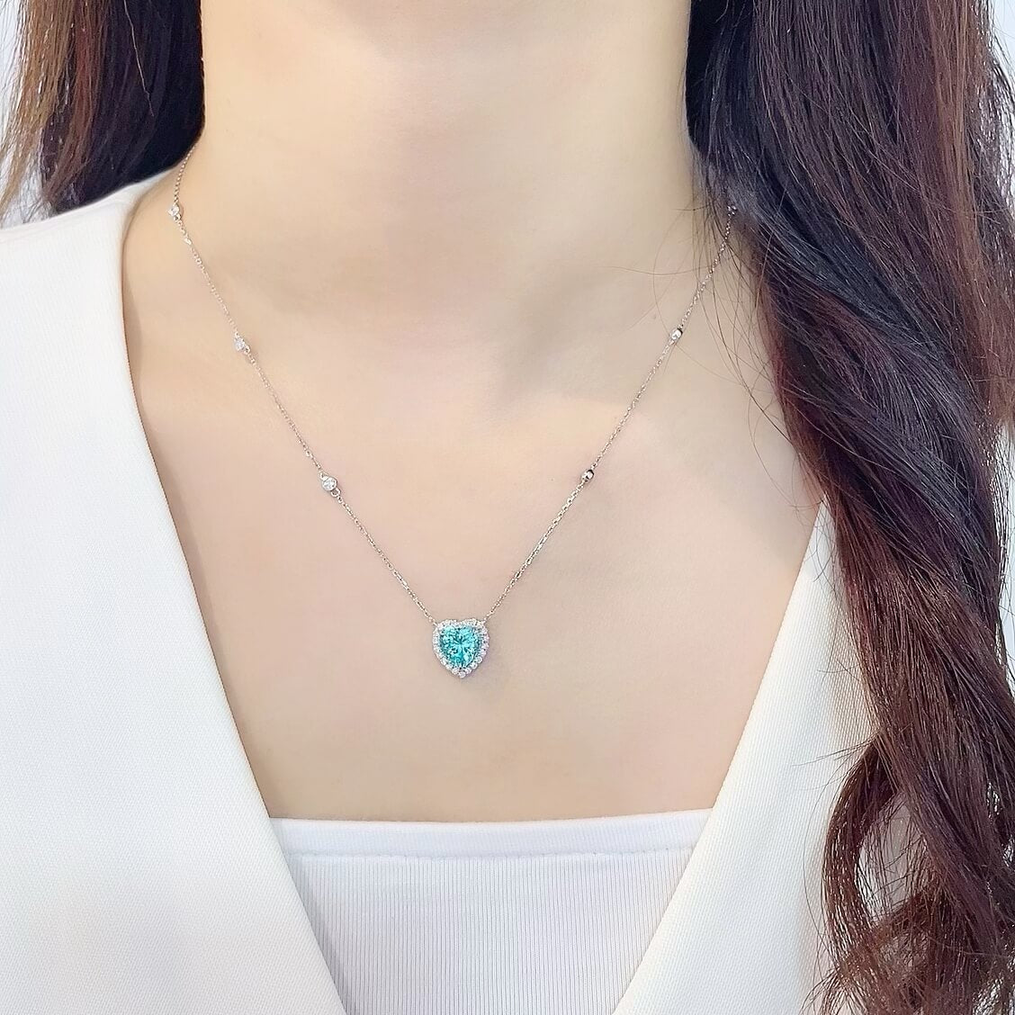 Halo setting heart cut lab grown paraiba pendant necklace