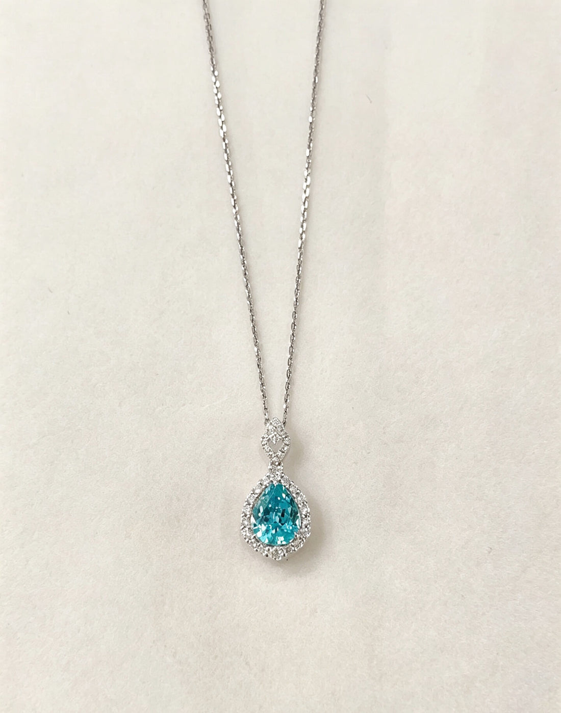 Halo setting oval cut lab grown paraiba pendant necklace