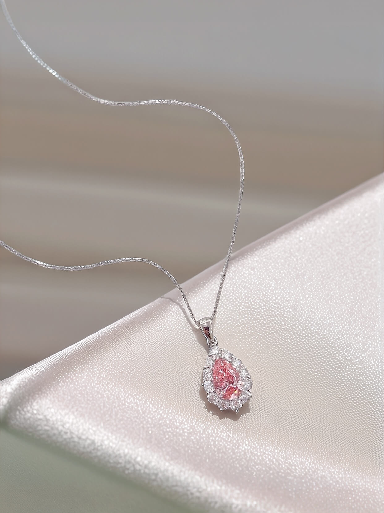 Halo setting pear cut lab grown pink diamond pendant necklace