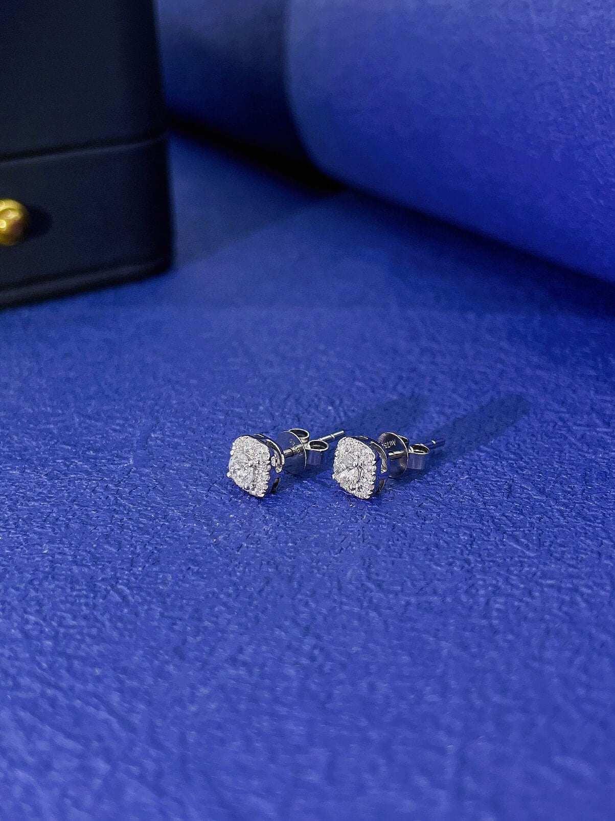 Halo setting round cut lab grown diamond earrings stud