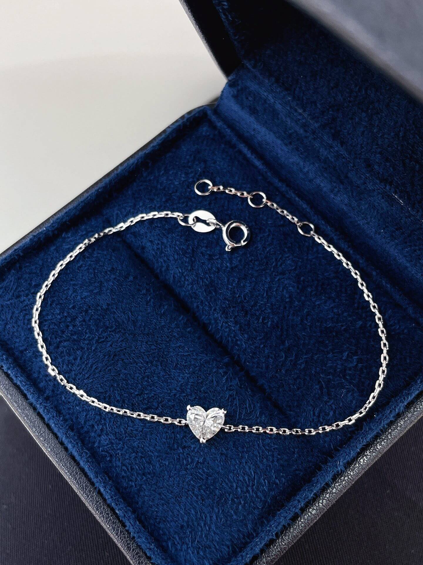 2ct Heart cut lab grown diamond bracelet