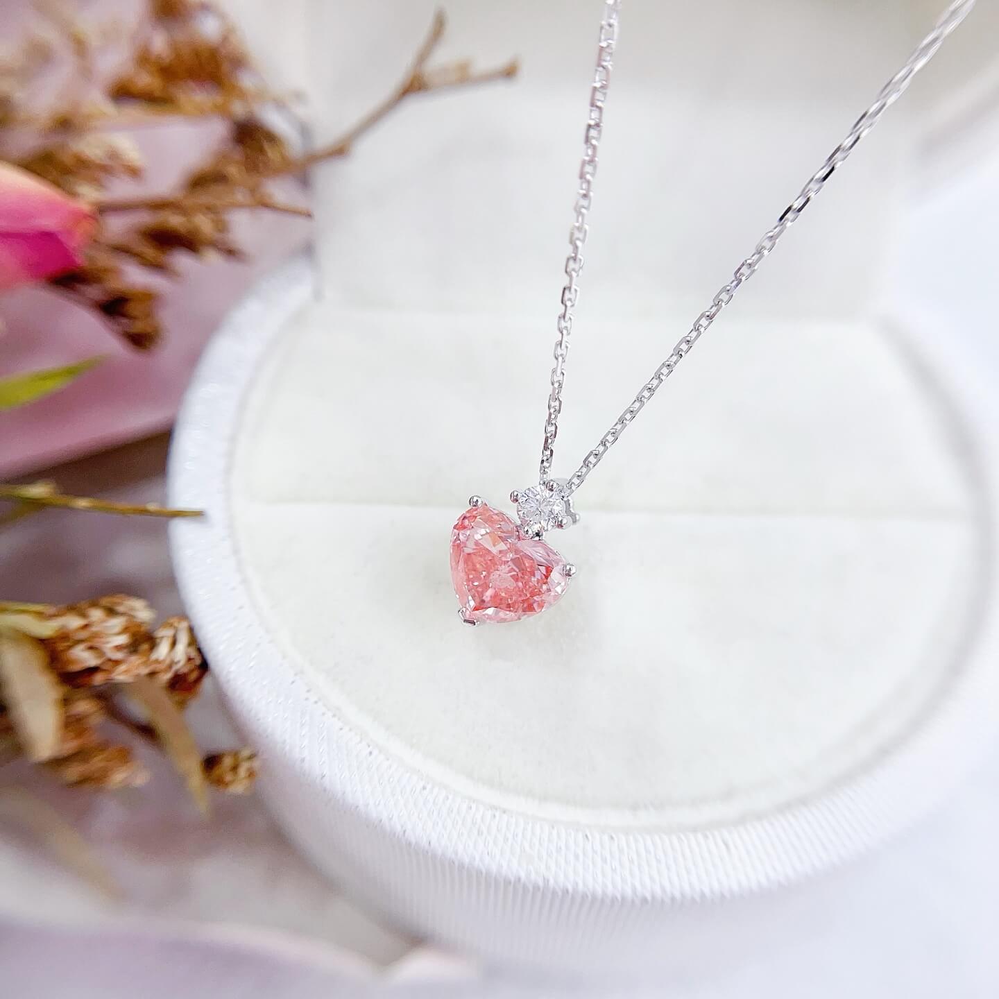Heart cut lab grown pink diamond pendant necklace