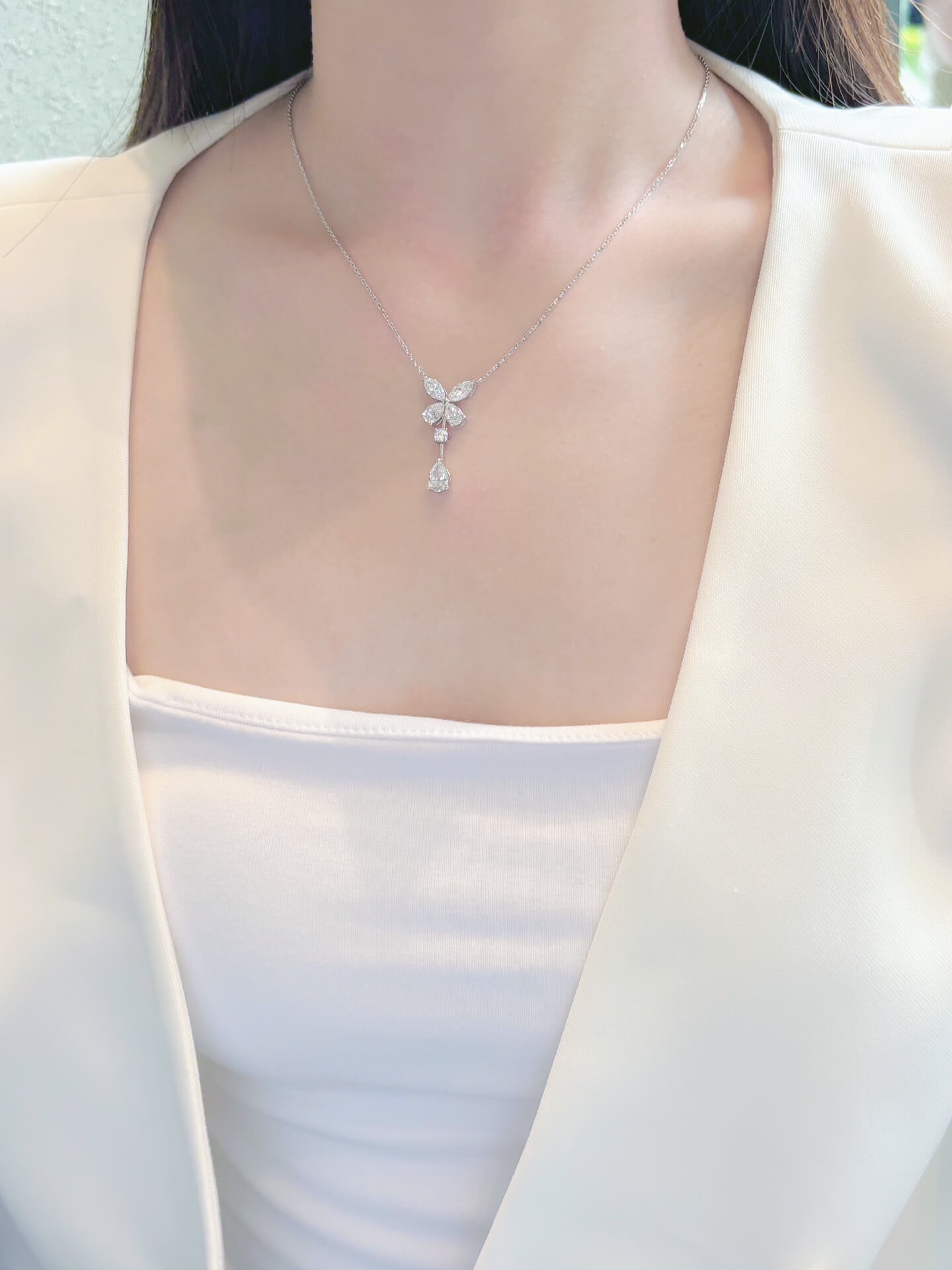 Horse-eye butterfly lab grown diamond necklace