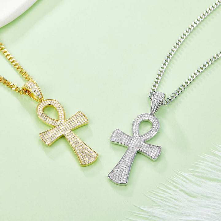 Fashion luxury Moissanite cross pendant necklace