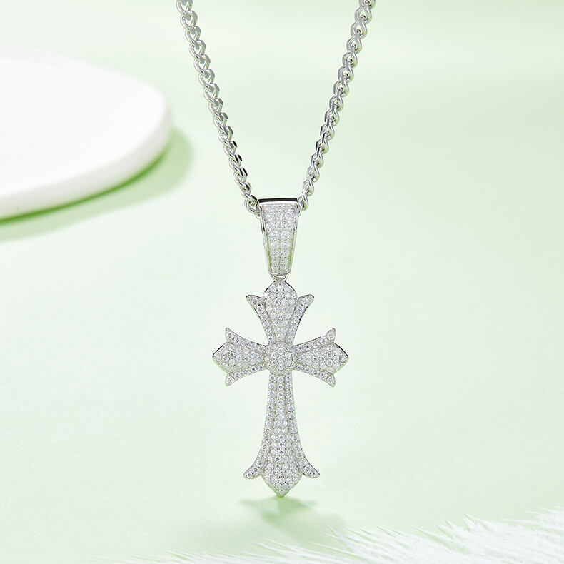 Vintage luxury Moissanite cross pendant necklace