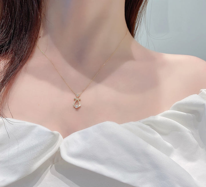 Lyre design lab grown diamond pendant necklace