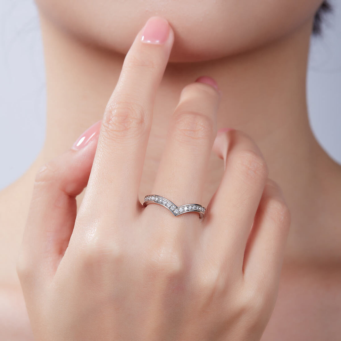 V shape full pave round cut Moissanite curved wedding band