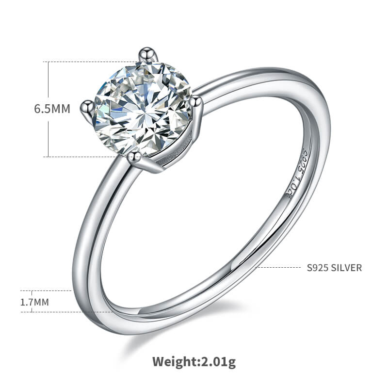 Round cut Moissanite solitaire engagement ring