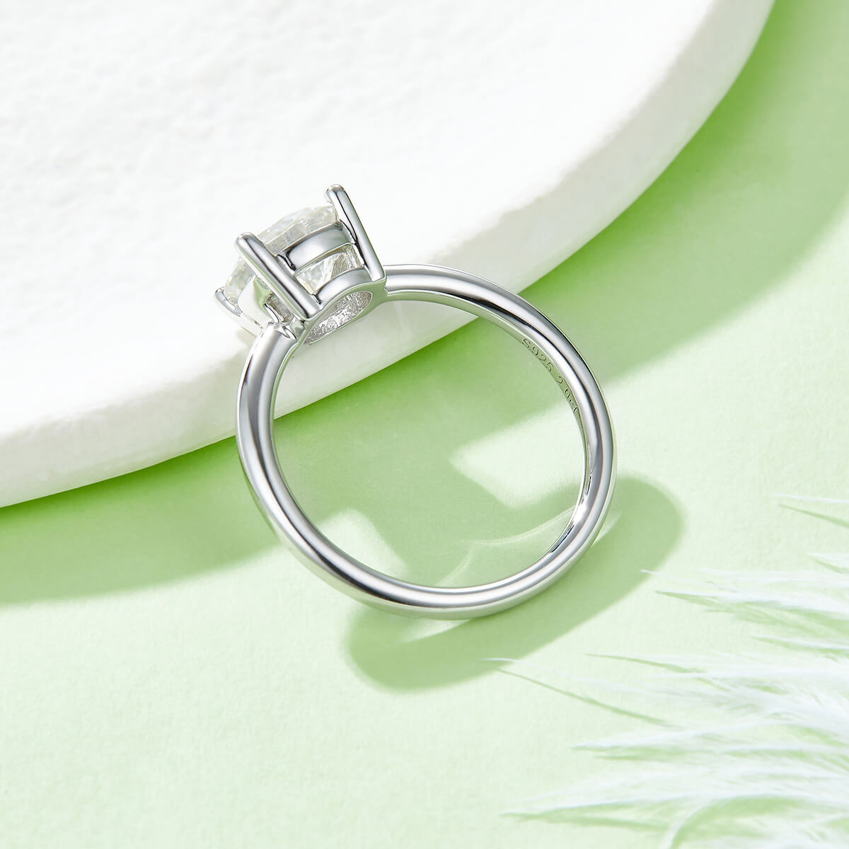 Round cut Moissanite solitaire engagement ring