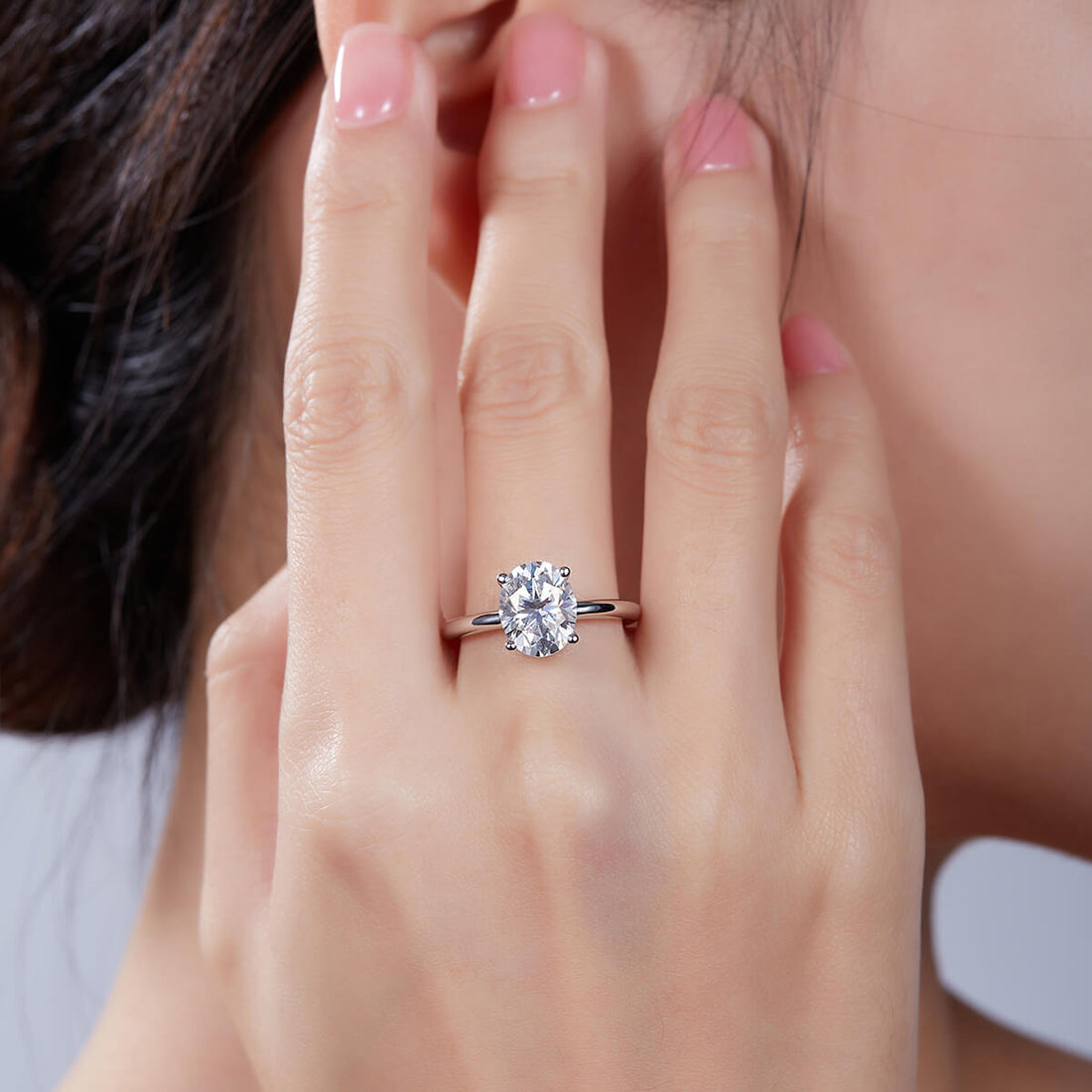 Oval cut Moissanite solitaire engagement ring