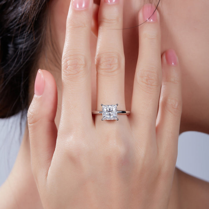 Princess cut Moissanite solitaire engagement ring