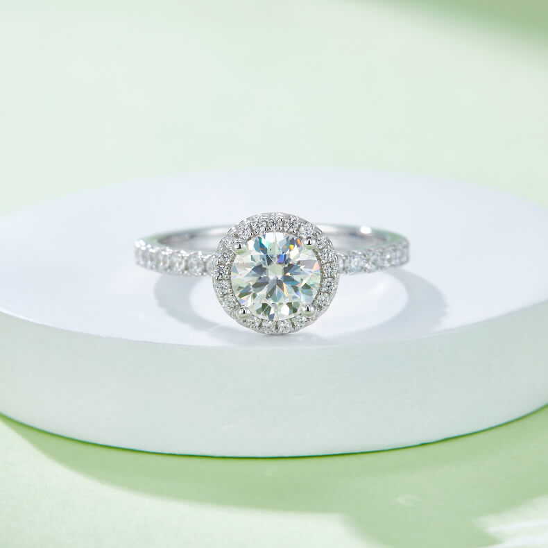 Round cut Moissanite halo engagement ring