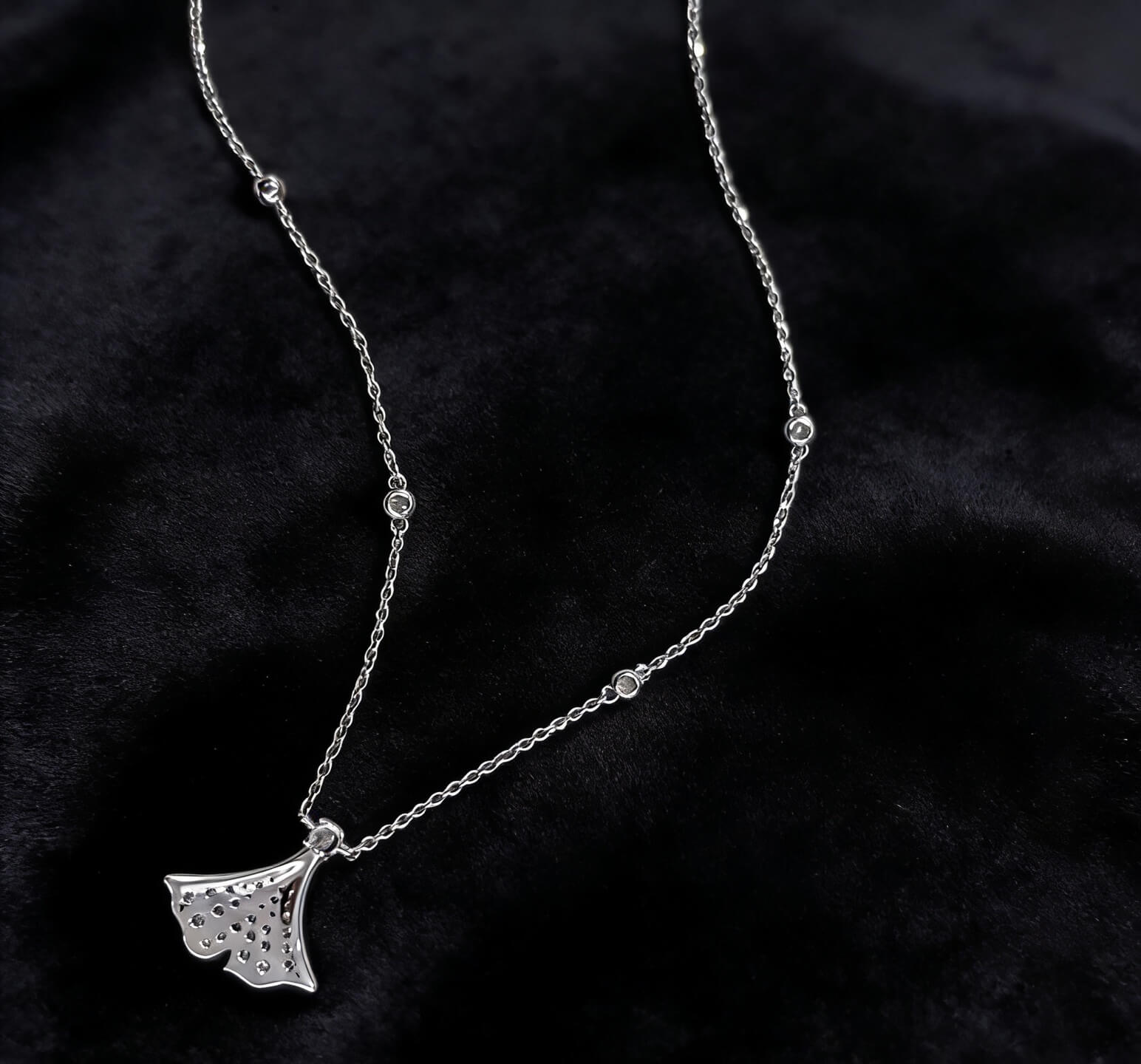 Mermaid tail lab grown diamond pendant necklace