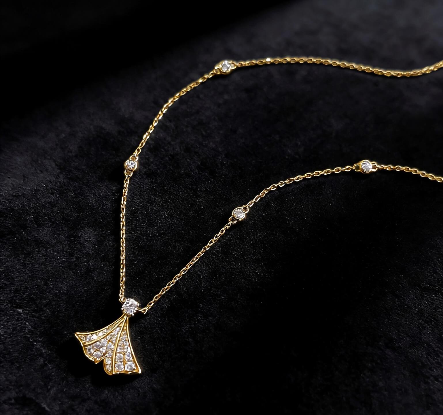 Mermaid tail lab grown diamond pendant necklace