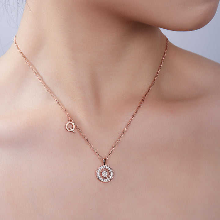 Initial alphabet Q Moissanite pendant necklace