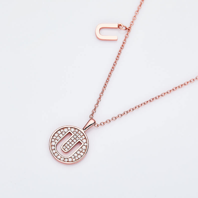 Initial alphabet U Moissanite pendant necklace