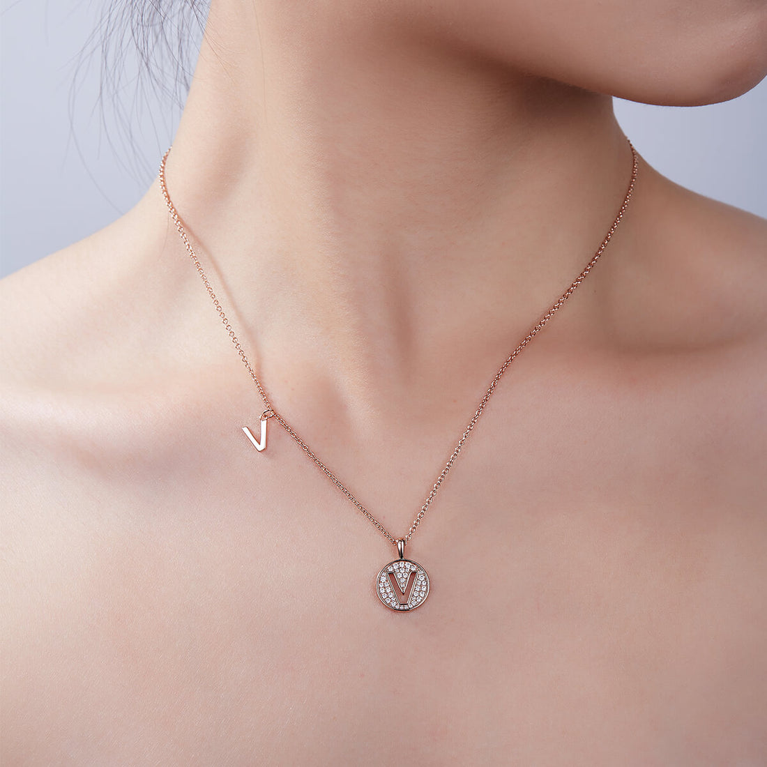 Initial alphabet V Moissanite pendant necklace