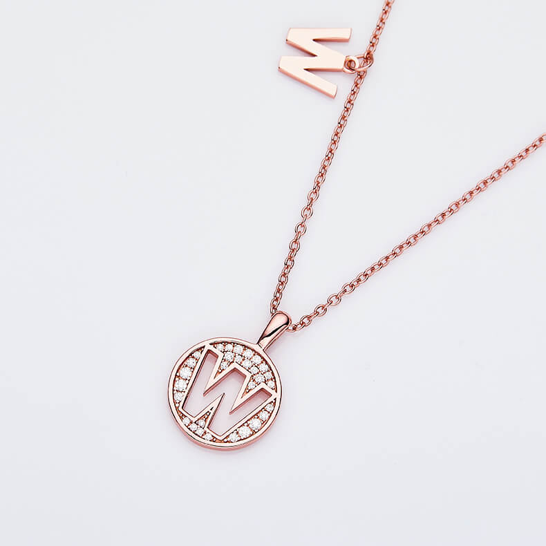Initial alphabet W Moissanite pendant necklace