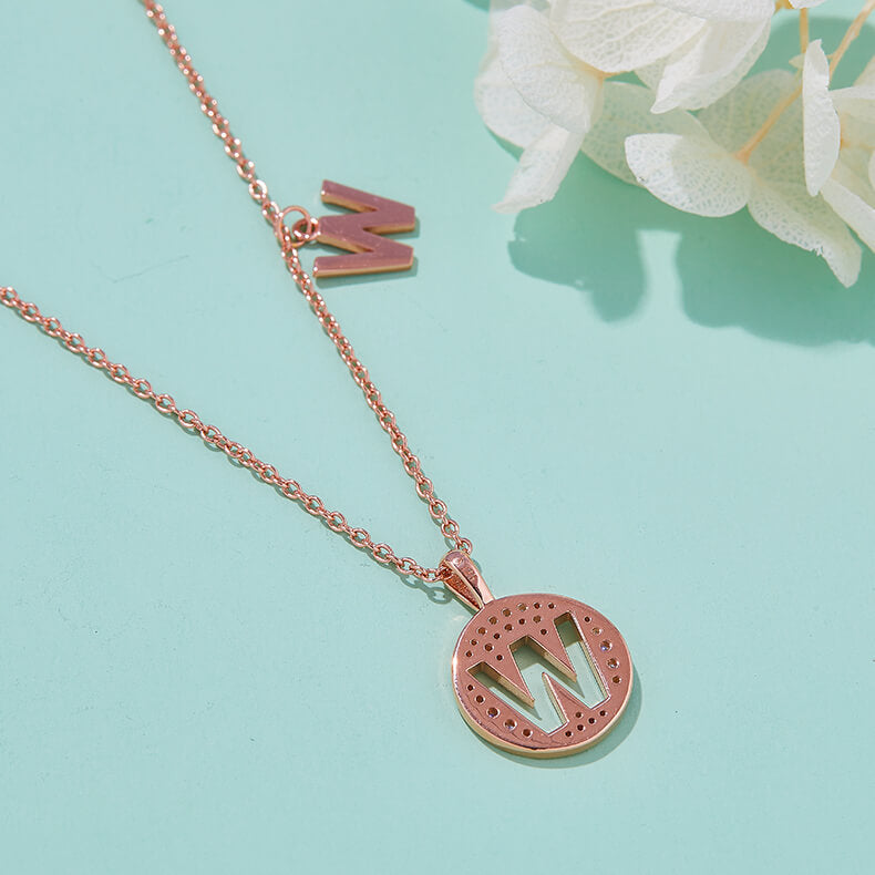 Initial alphabet W Moissanite pendant necklace