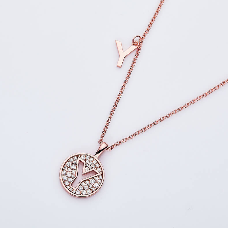 Initial alphabet Y Moissanite pendant necklace
