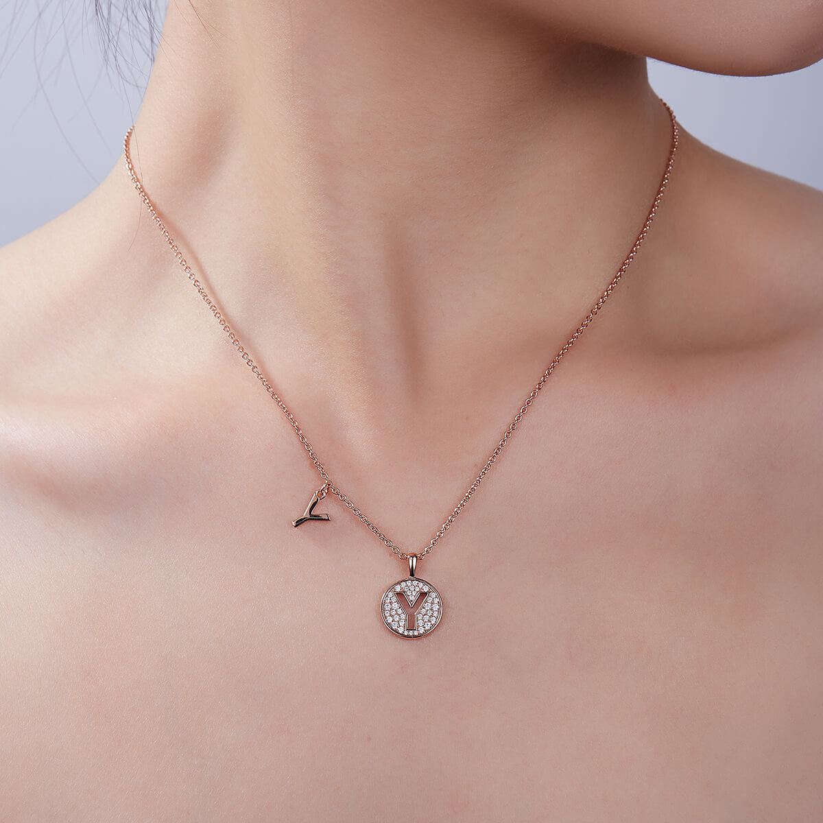 Initial alphabet Y Moissanite pendant necklace