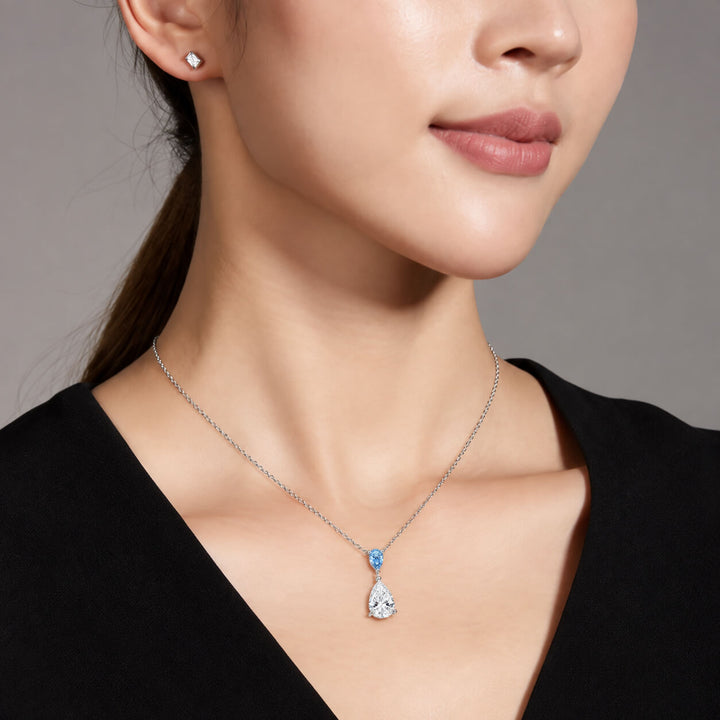 Pear cut lab grown diamond pendant necklace