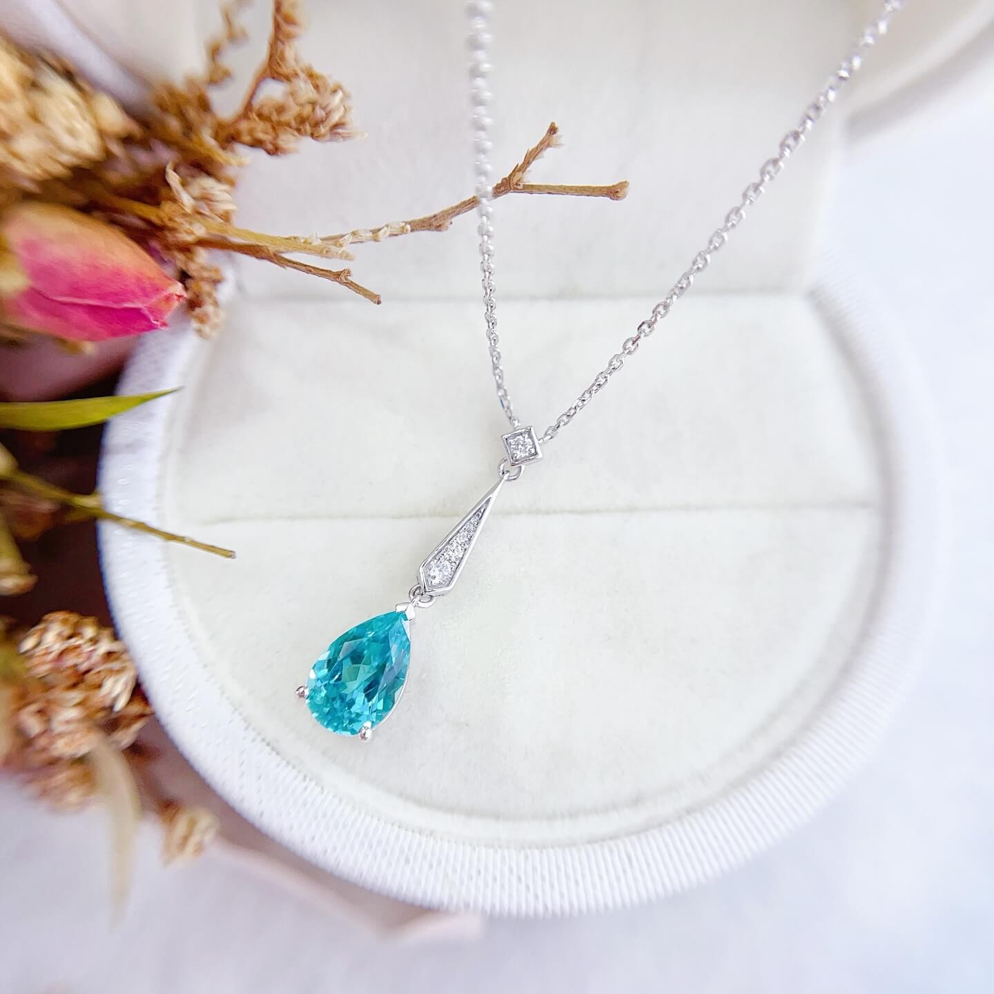 Pear cut lab grown paraiba pendant necklace
