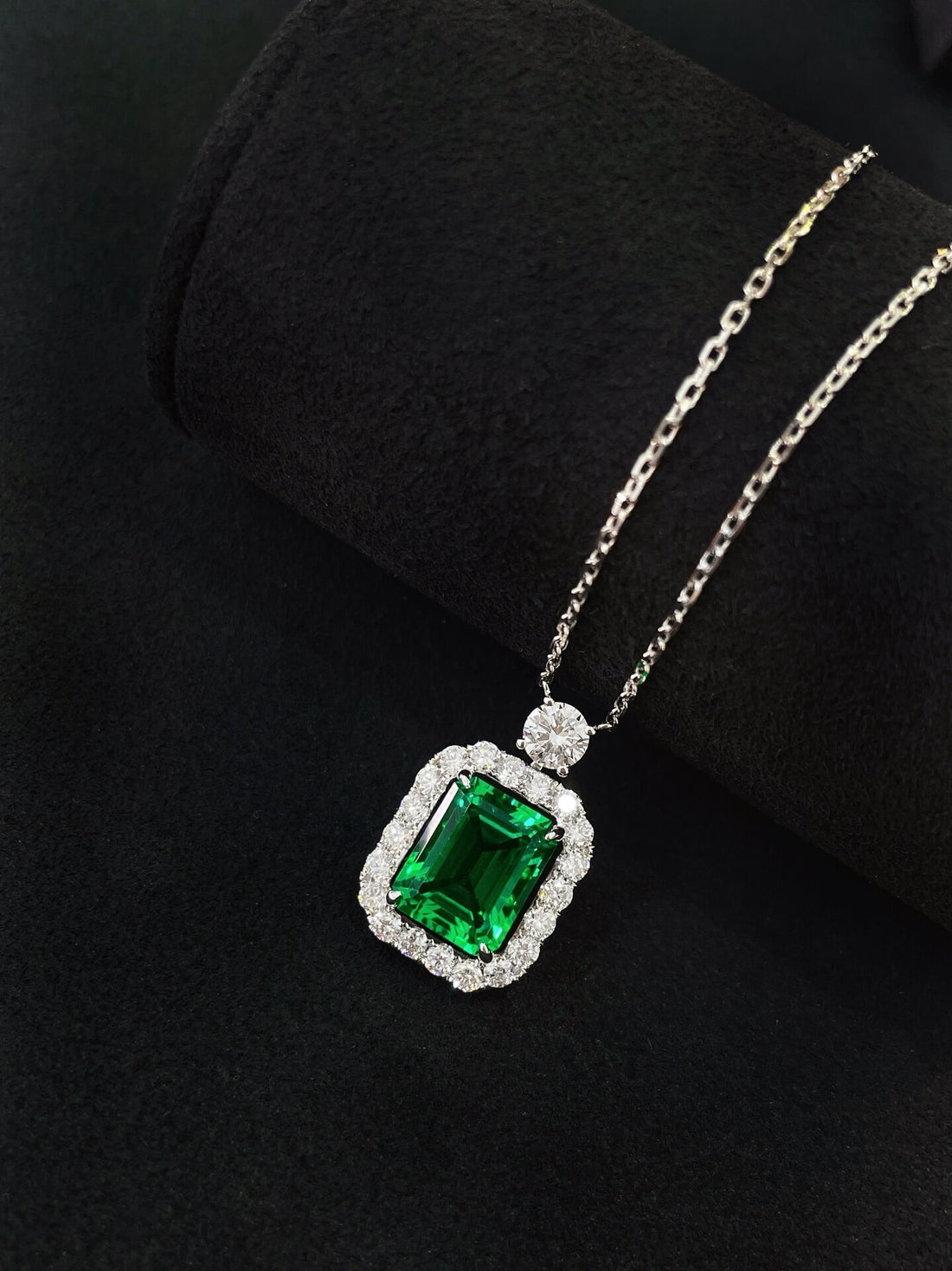 Perfume bottle design lab grown emerald pendant necklace