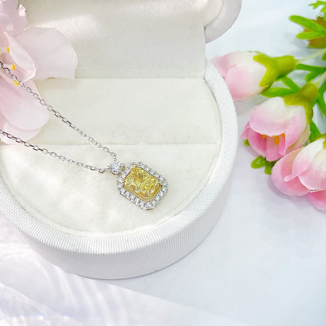Perfume bottle design radiant cut lab grown yellow diamond necklace
