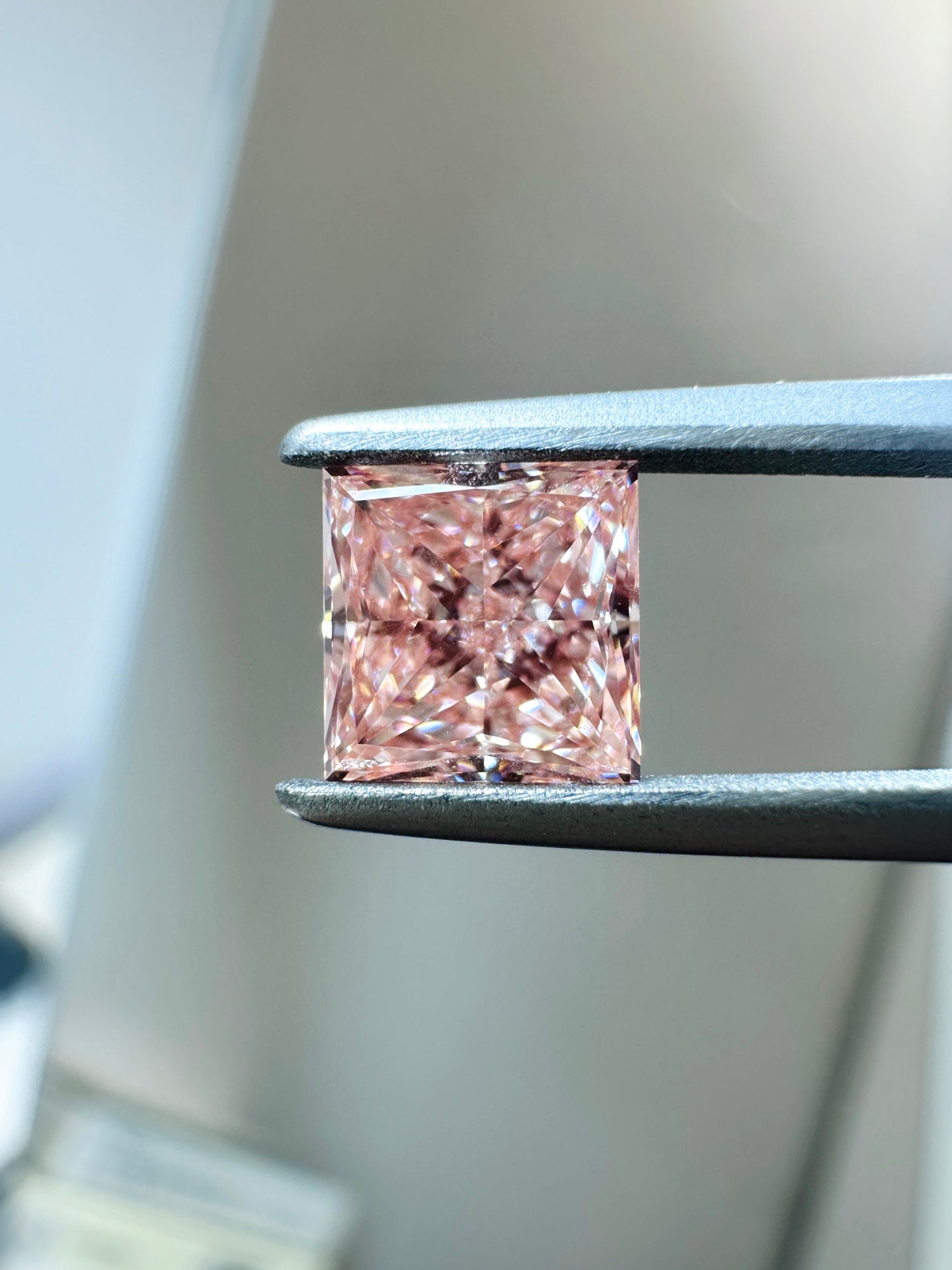 1.07ct VVS2 Princess Cut Lab Grown Pink Diamond