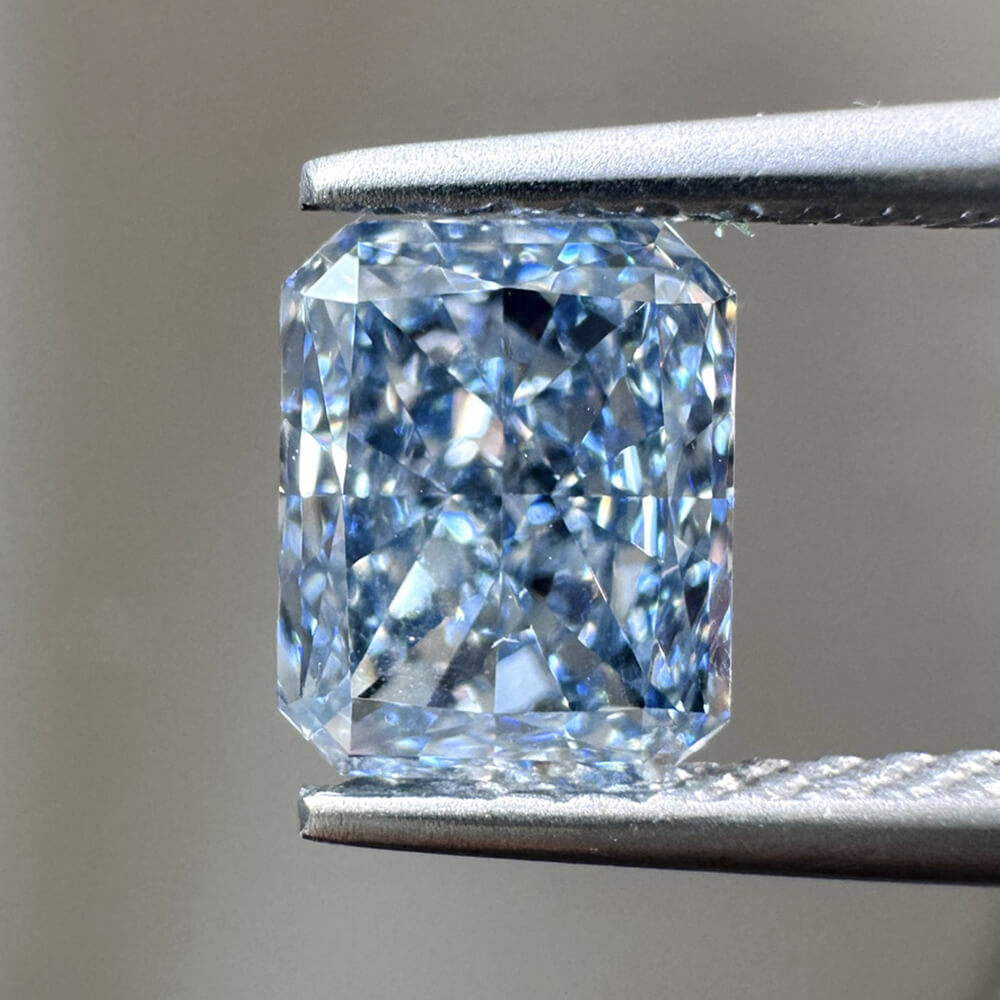 1.14ct VVS2 Radiant Cut Lab Grown Blue Diamond
