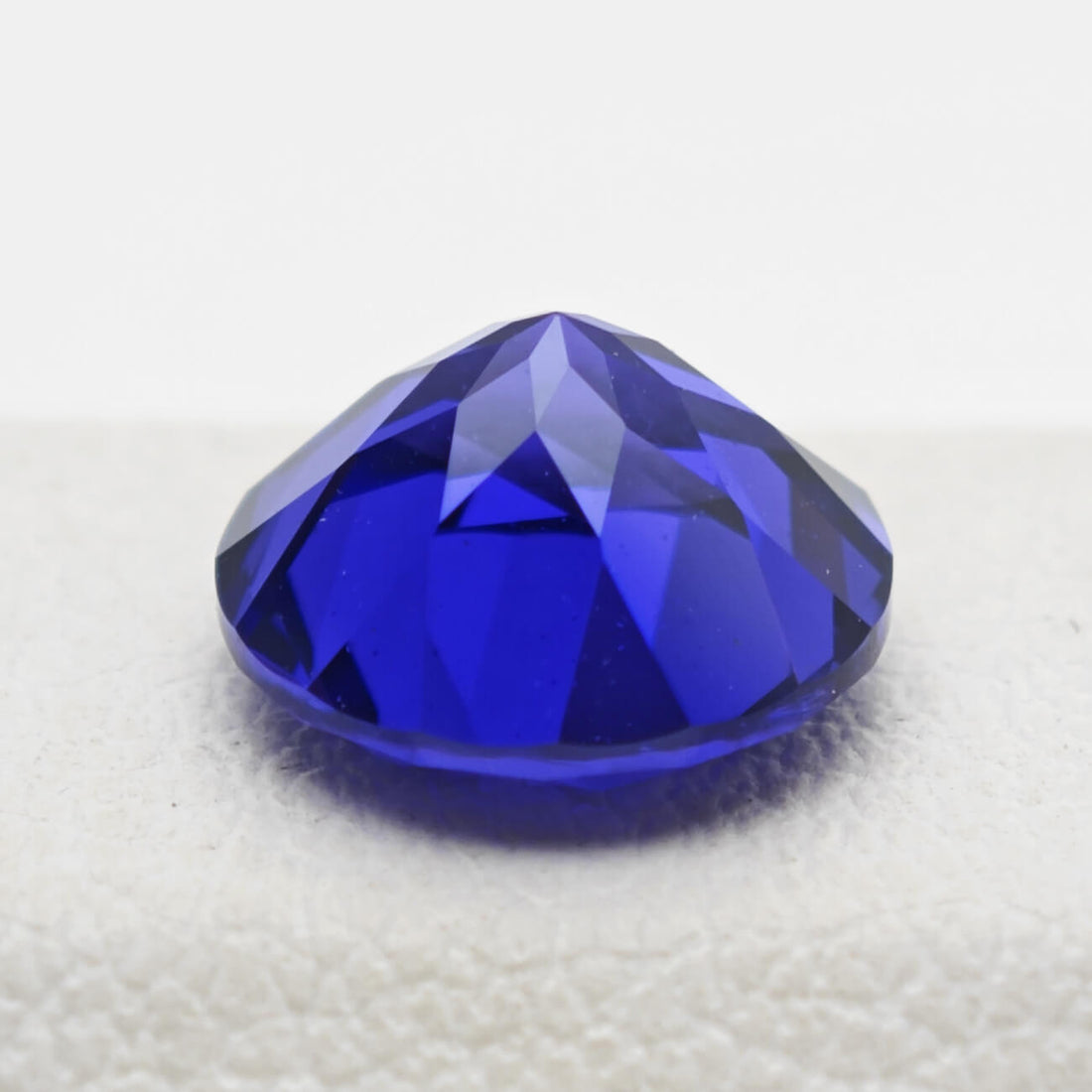 Round Brilliant Cut Lab Grown Blue Sapphire