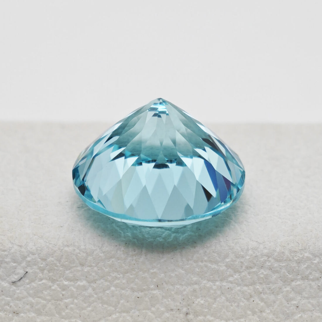 Round Brilliant Cut Lab Grown Paraiba YAG