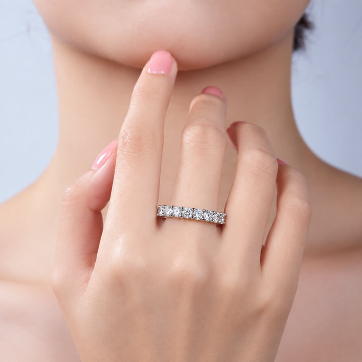 Round cut lab grown diamond anniversary wedding ring