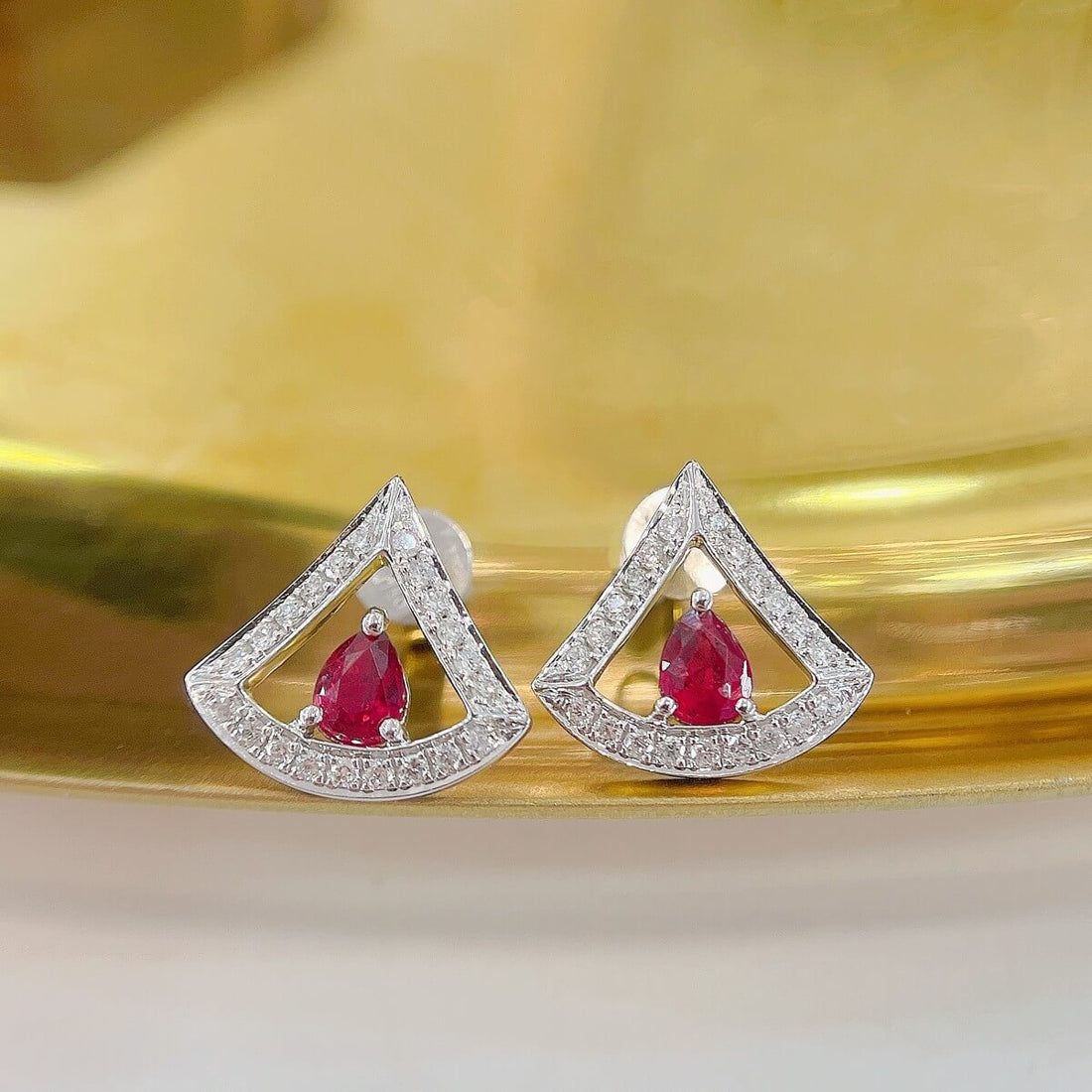 Skirt design pear cut lab grown ruby earrings stud