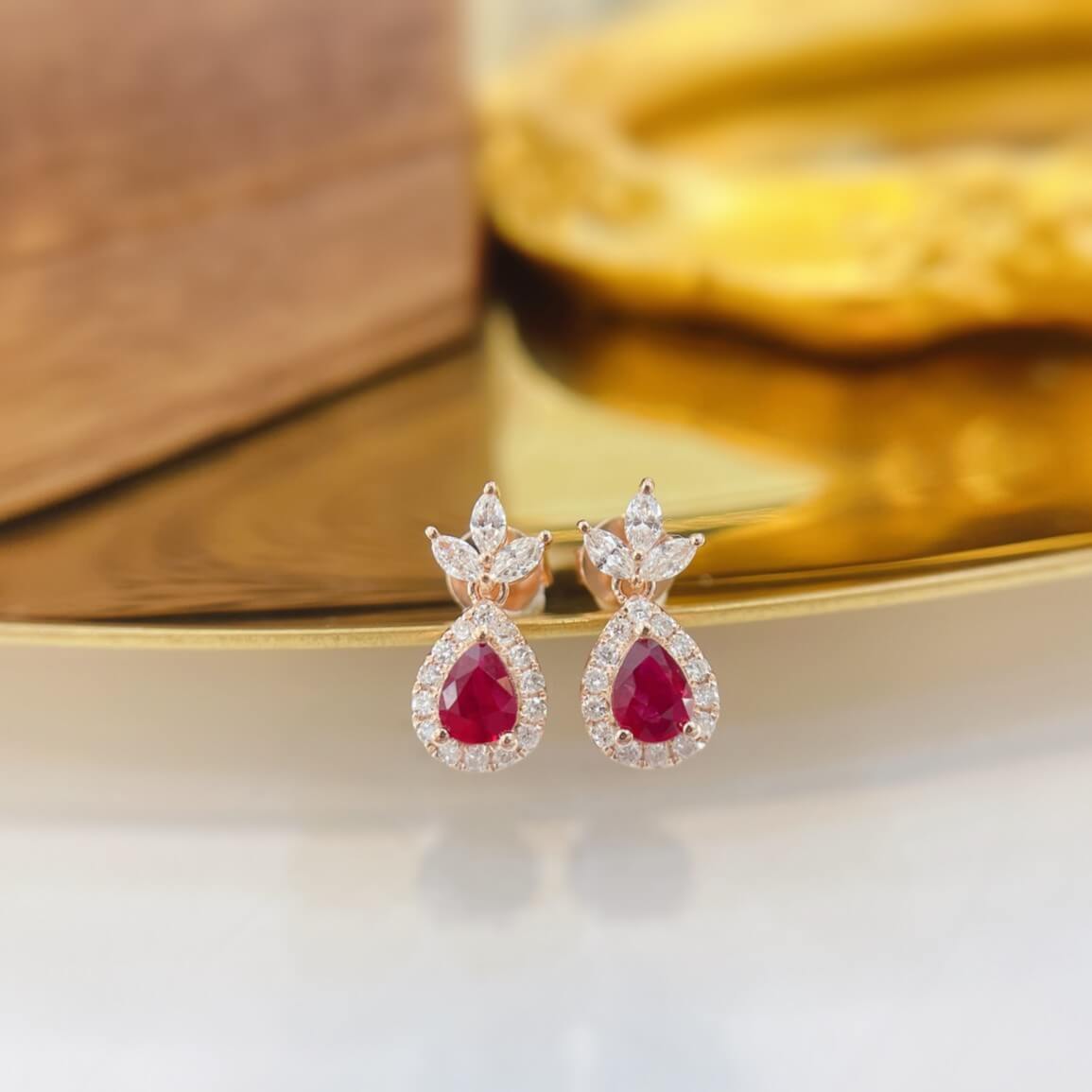 Three-leaf clover design pear cut lab grown ruby earrings stud