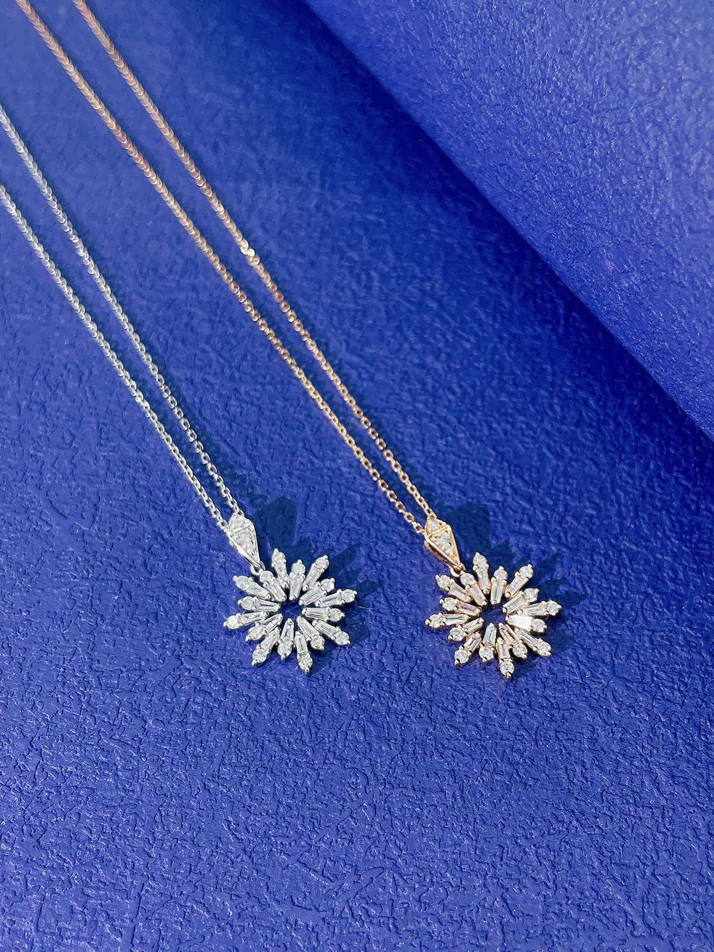 Tiberium Snowflake lab grown diamond necklace