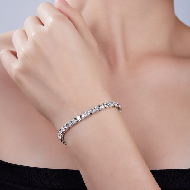 Classic 4 prongs round cut Moissanite tennis bracelet