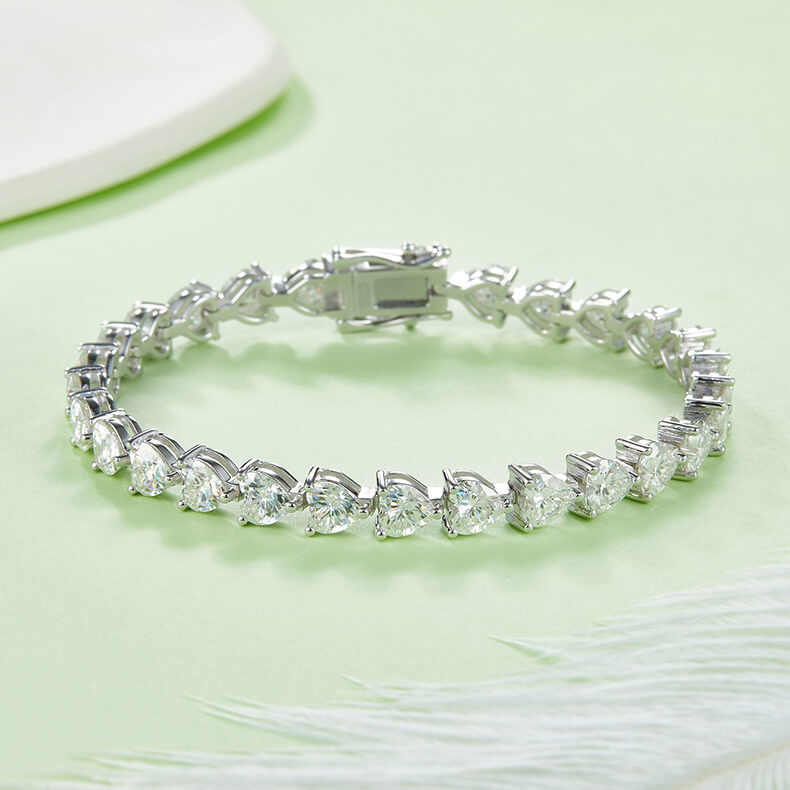 Heart cut Moissanite tennis bracelet