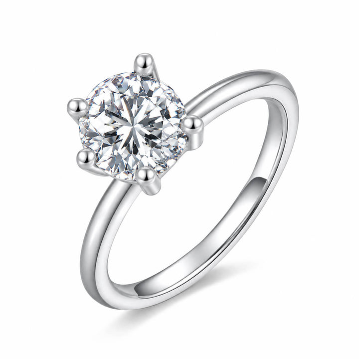 18K gold round lab grown diamond engagement ring