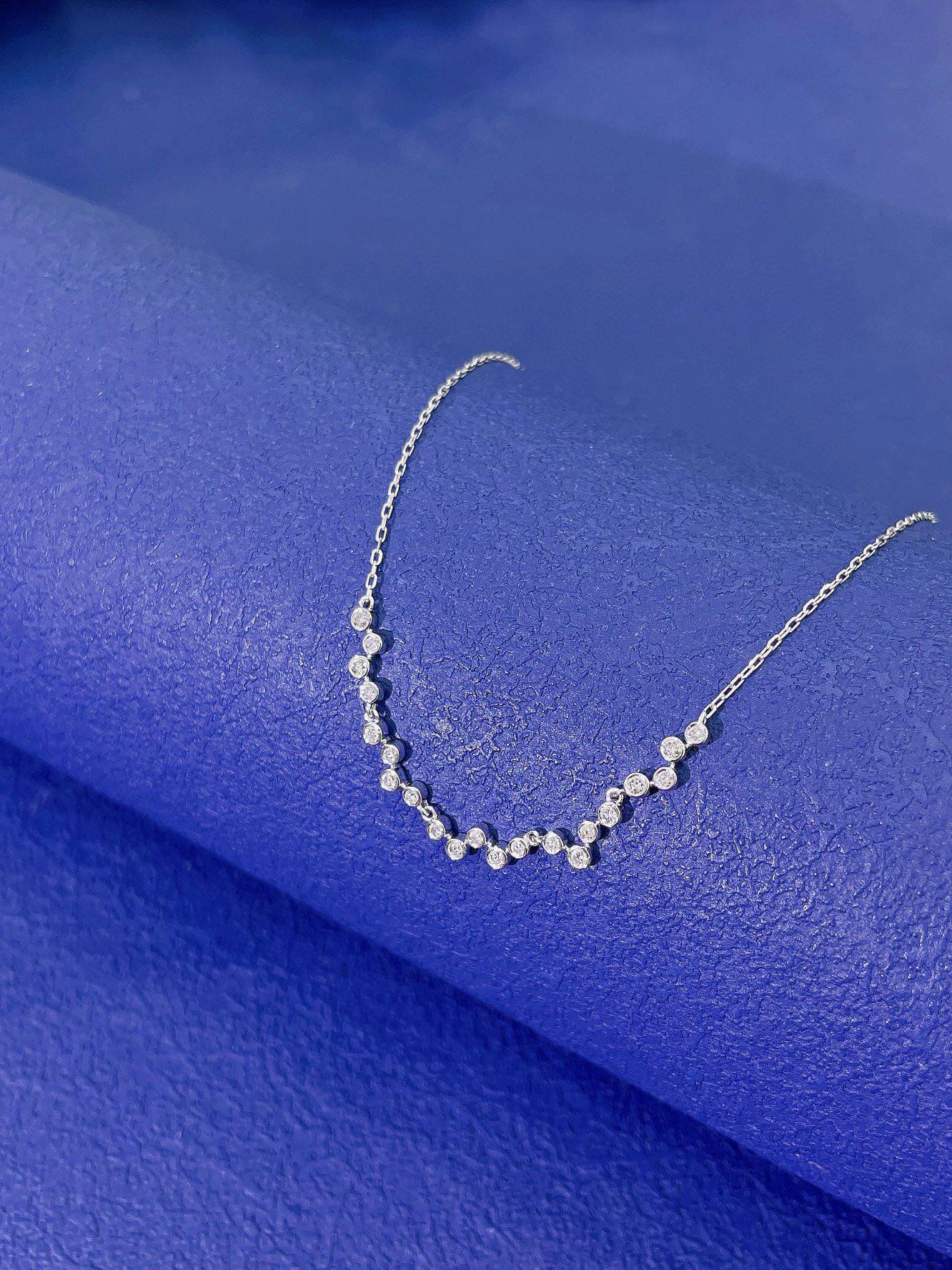 Small bubbles lab grown diamond pendant necklace